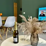 Family 公寓式酒店