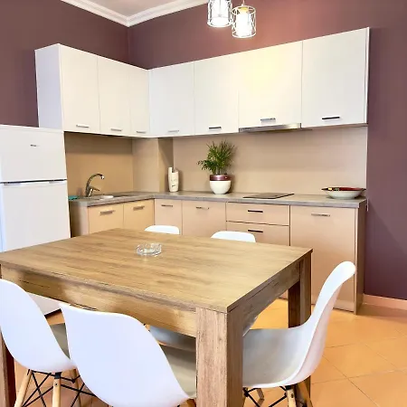 Family Aparthotel 3*